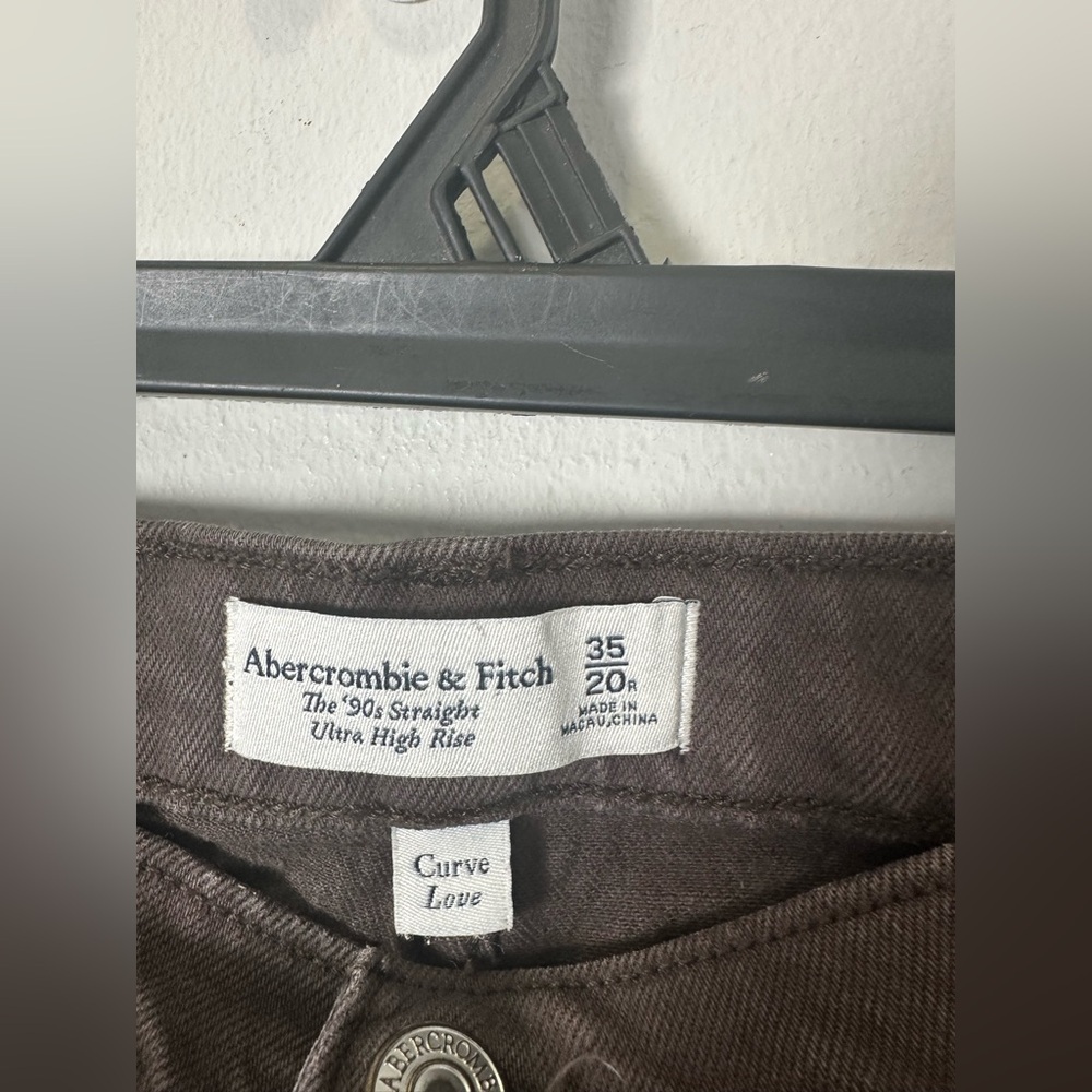 Abercrombie & Fitch Curve Love 90s Straight Ultra High Rise Jeans Brown 35/20R - Picture 4 of 9
